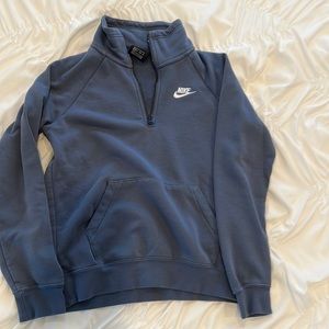 Nike women’s extra small hoodie
